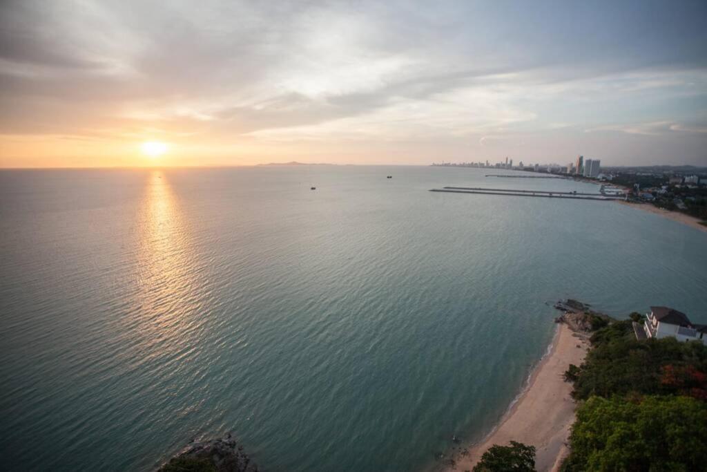 Pattaya Seaside Balcony/Beach Front/4 Peoples Наджомтьєн Екстер'єр фото